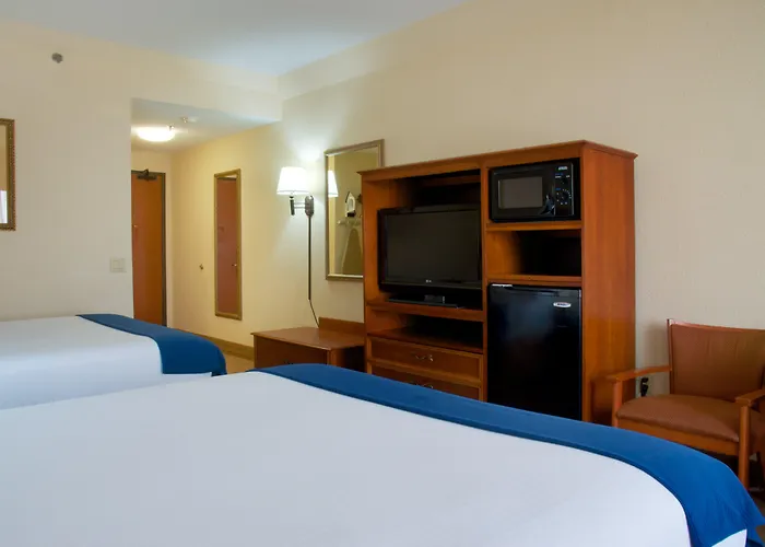 Holiday Inn Express & Suites Houston - Memorial Park Area By Ihg
