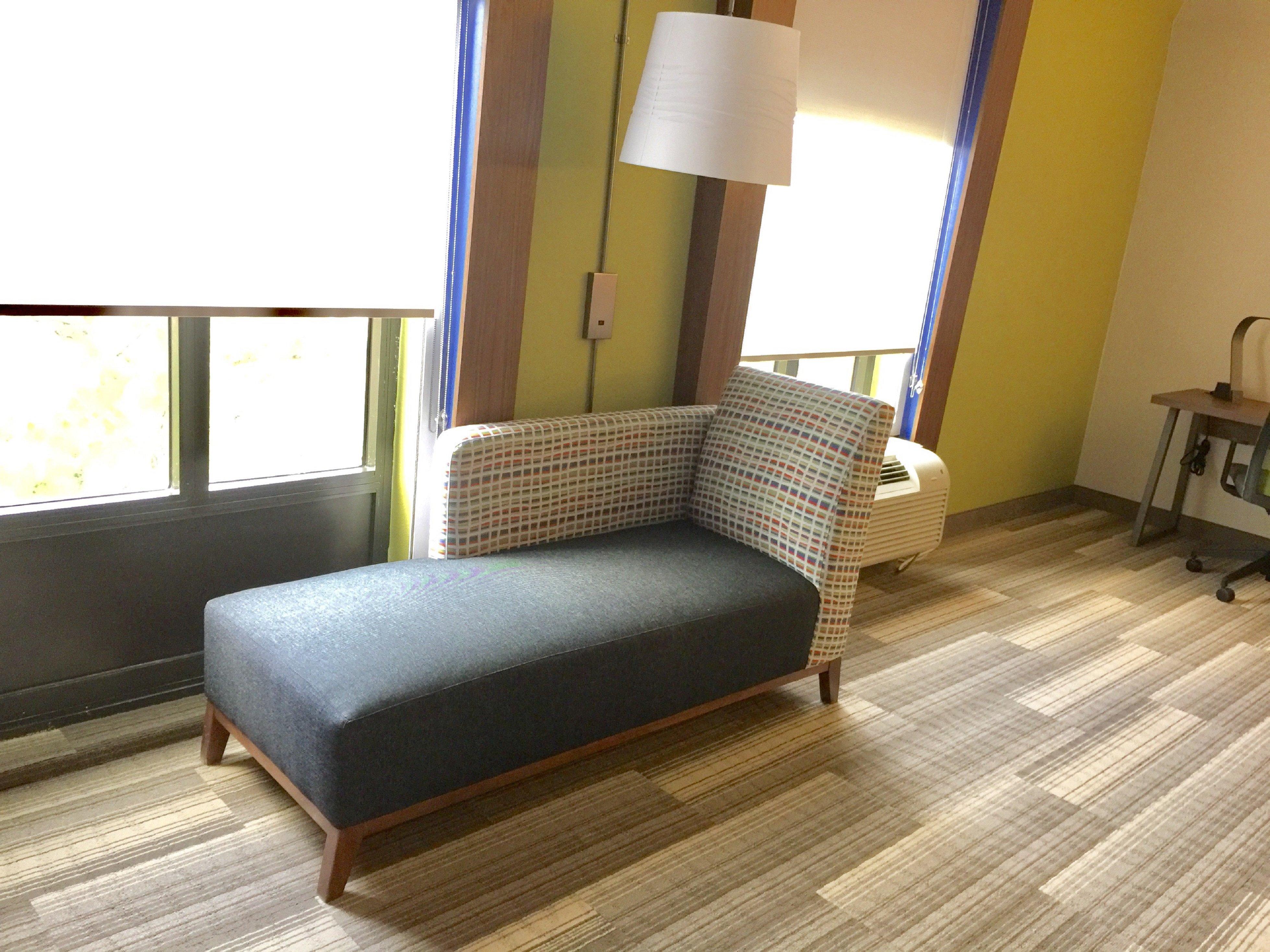 Hotel Express & - Memorial Park Area By Ihg
