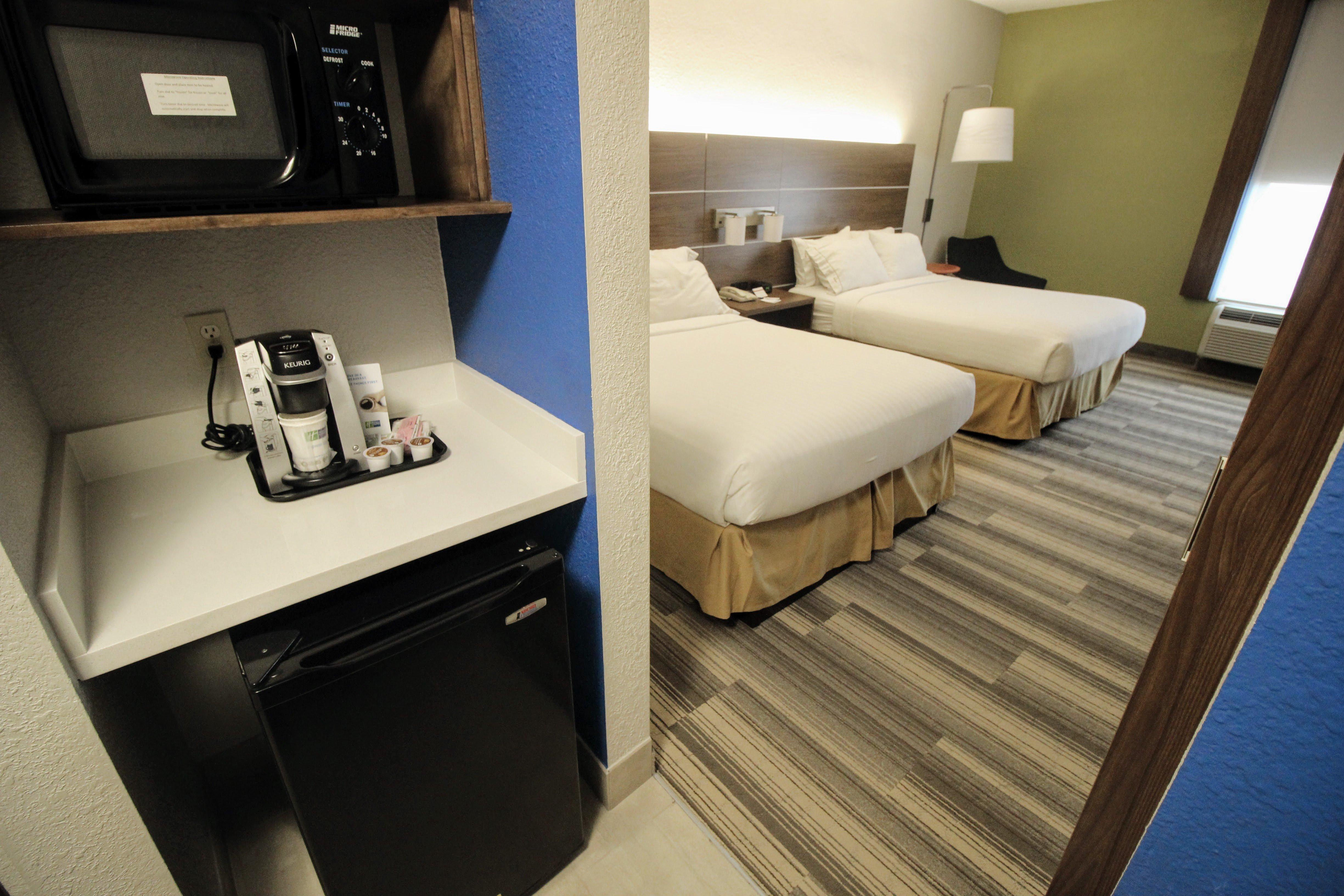 Express & - Memorial Park Area By Ihg Hotel