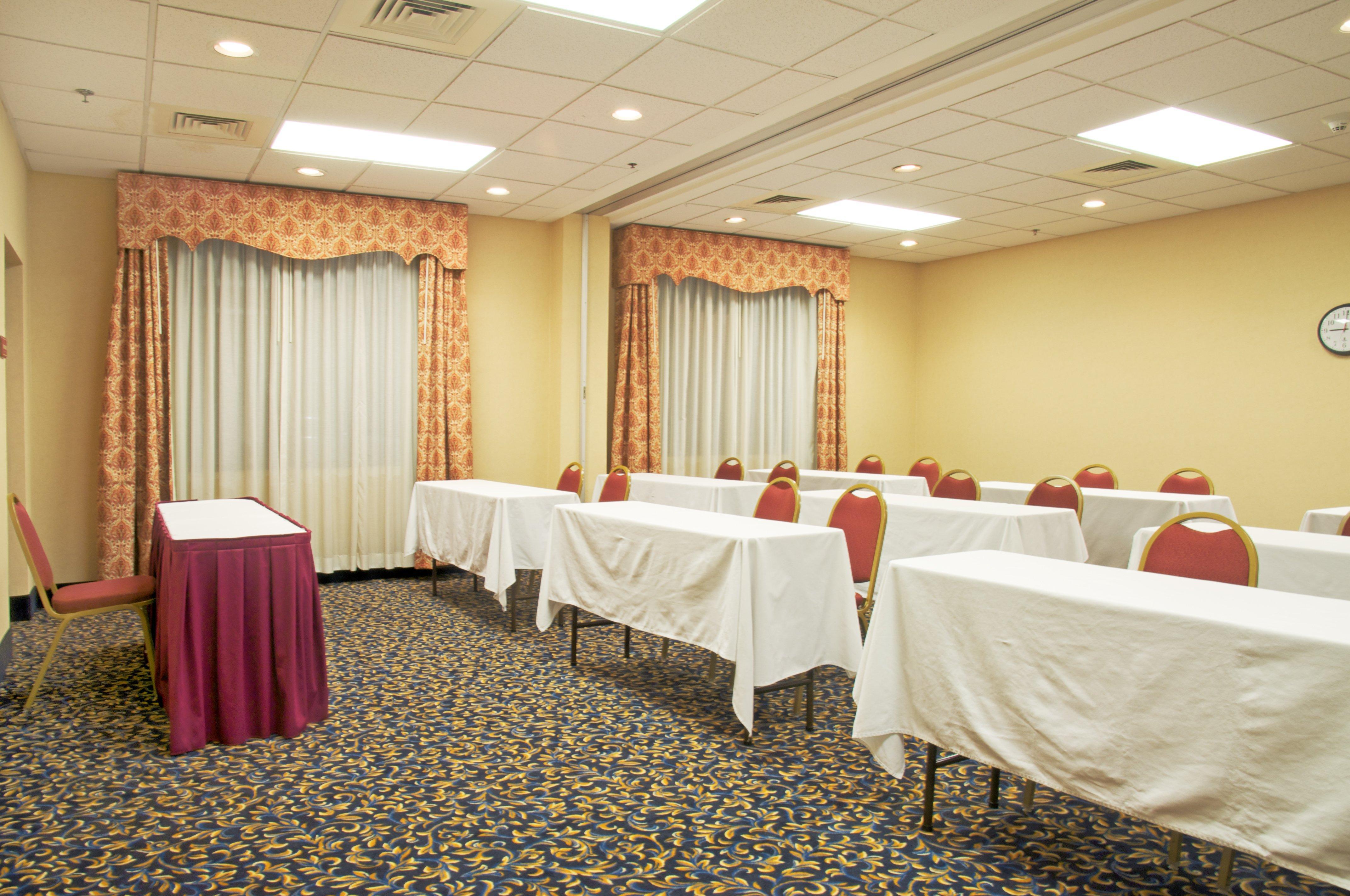Express & - Memorial Park Area By Ihg 3*