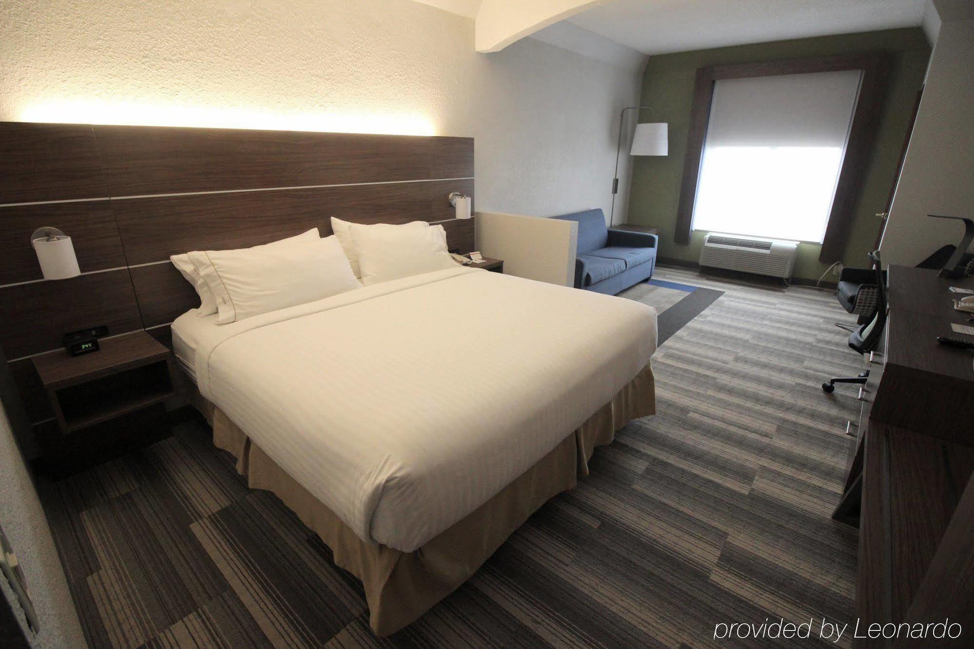 Express & - Memorial Park Area By Ihg Hotel Houston