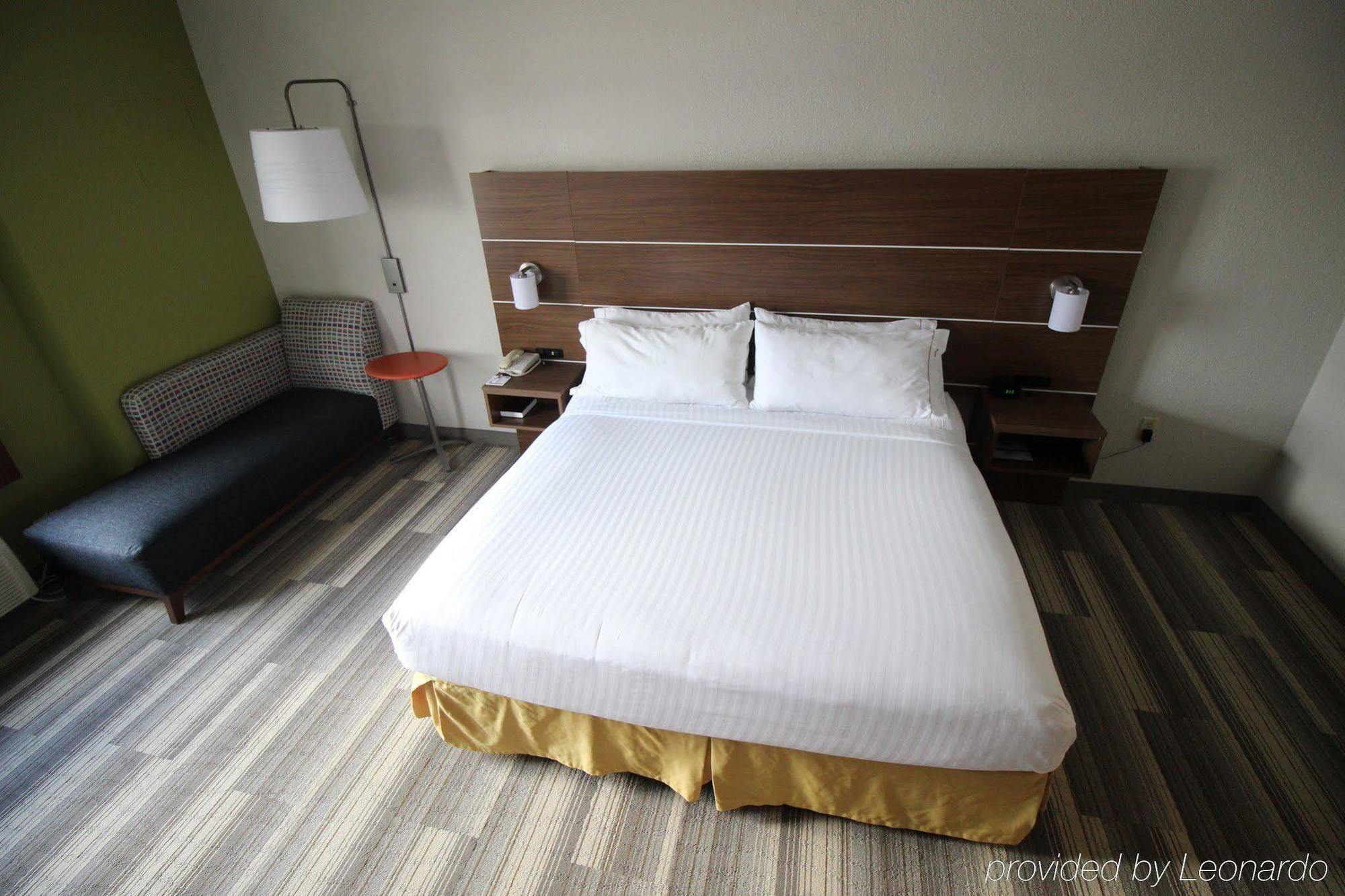 Express & - Memorial Park Area By Ihg Houston