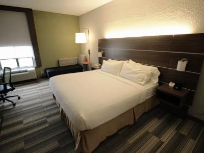 Hotel Express & - Memorial Park Area By Ihg