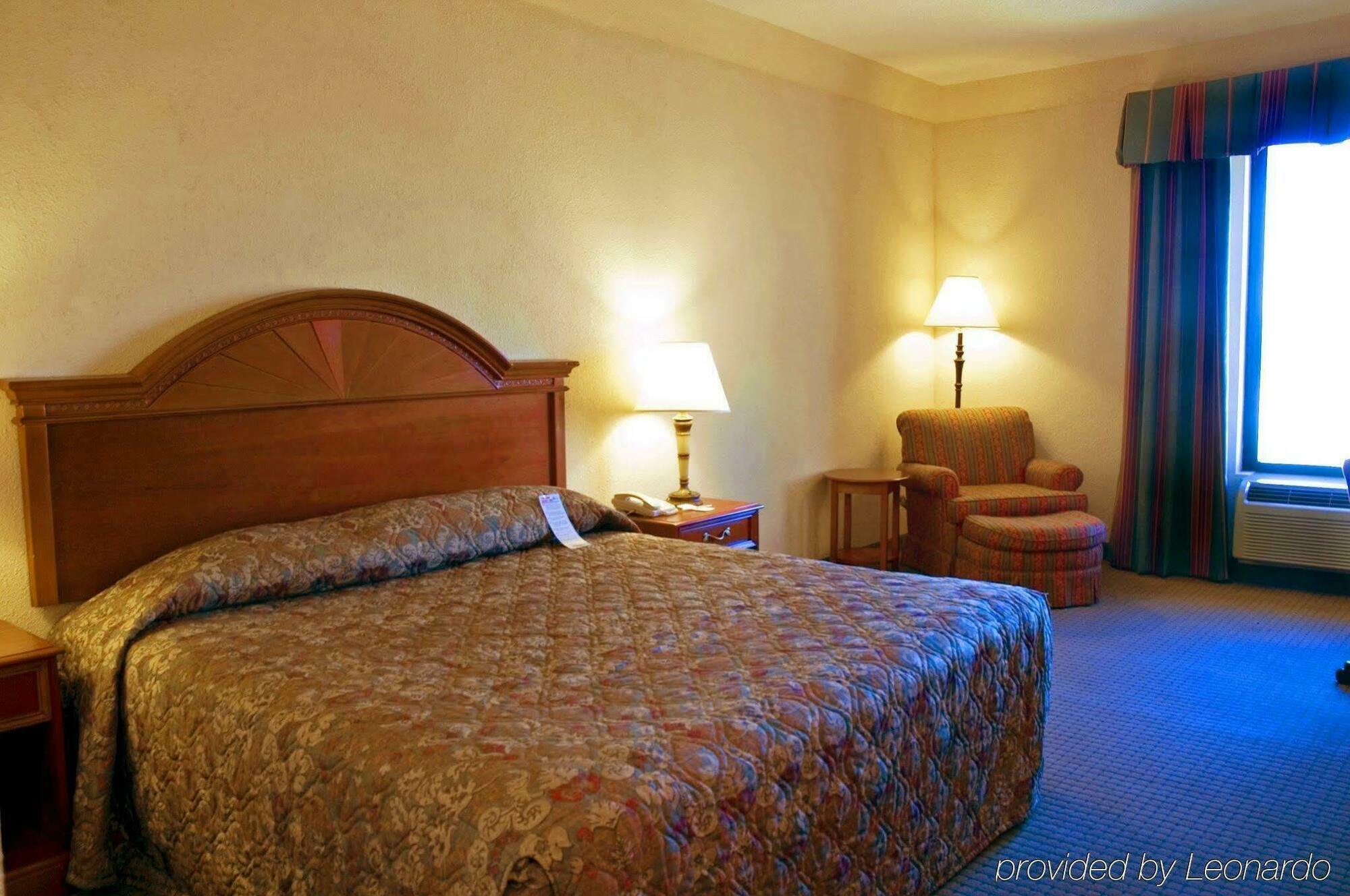 Express & - Memorial Park Area By Ihg Hotel Houston